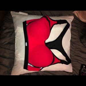 Victoria’s secret sports bra